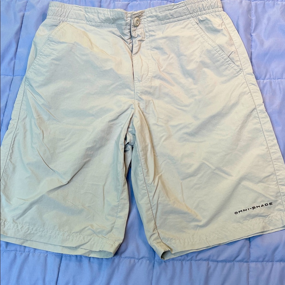 Columbia Kids gray Shorts youth medium (10/12)